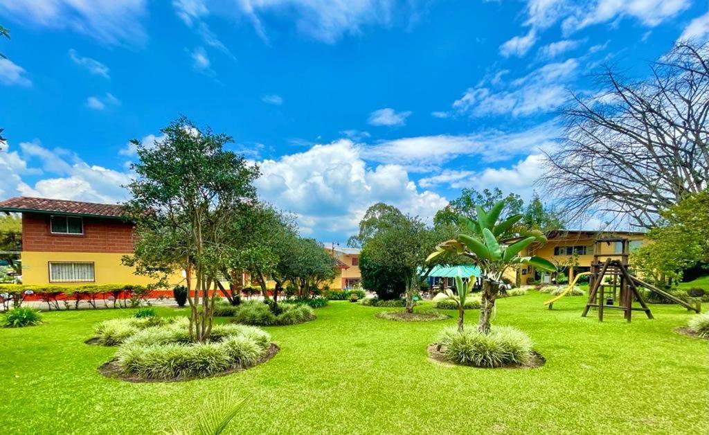 Finca Hotel La Ponderosa Rionegro Exteriör bild